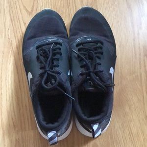 Used Women Nike Airmax Thea Black 6M